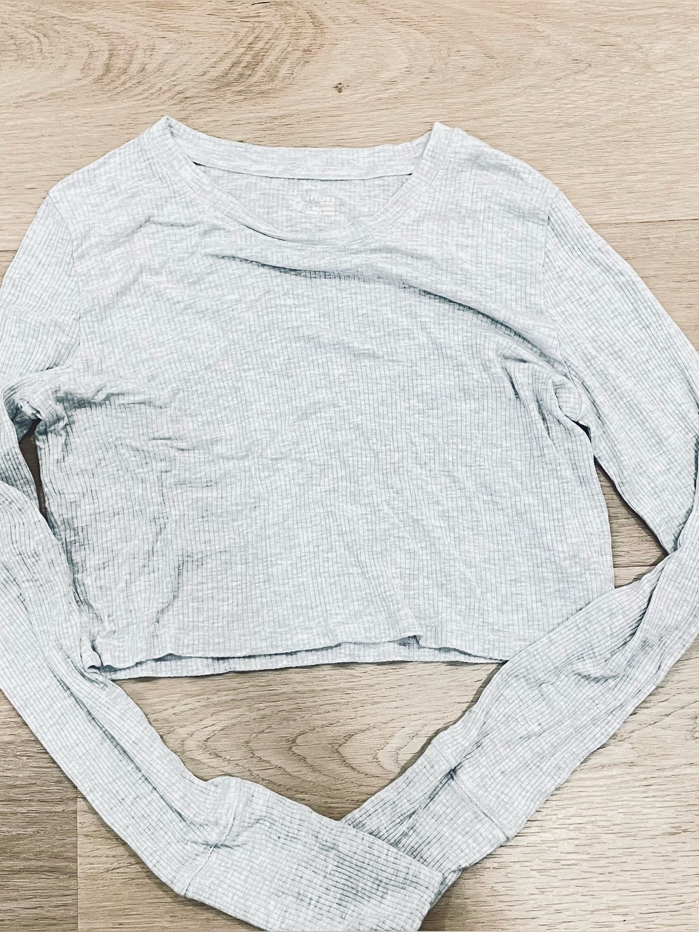 Aerie Light Gray yoga  Ribbed Long-Sleeve Crop Top